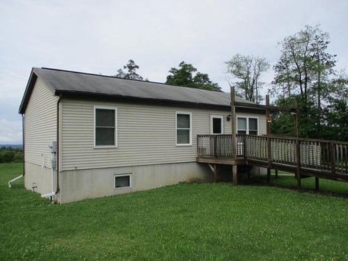 2136 Porter Rd, Dayton, PA, 16222-2326 | Card Image