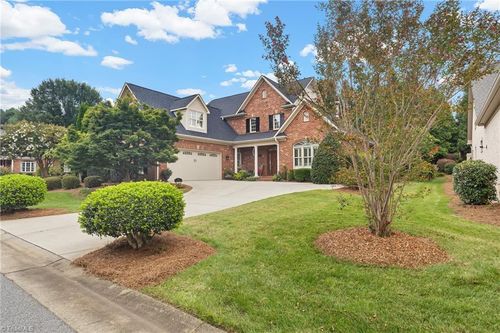 105 Sycamore Commons Ln, Bermuda Run, NC, 27006-7480 | Card Image