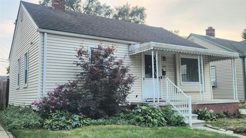 2765 David St, Melvindale, MI, 48122-1807 | Card Image