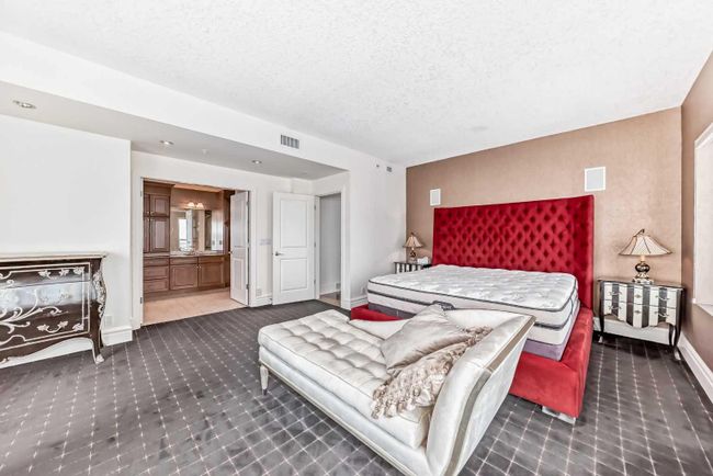 2008 - 920 5 Avenue Sw, Home with 3 bedrooms, 2 bathrooms and 2 parking in Calgary AB | Image 19