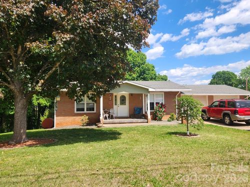 44446 Field Rd, New London, NC, 28127-8550 | Card Image