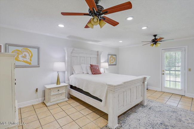 23-110 Stonington Ct | Image 23