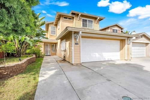 3585 Acacia St, San Diego, CA, 92113-3138 | Card Image