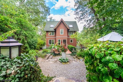 11 North Rd, Boonton Twp, NJ, 07005-9229 | Card Image