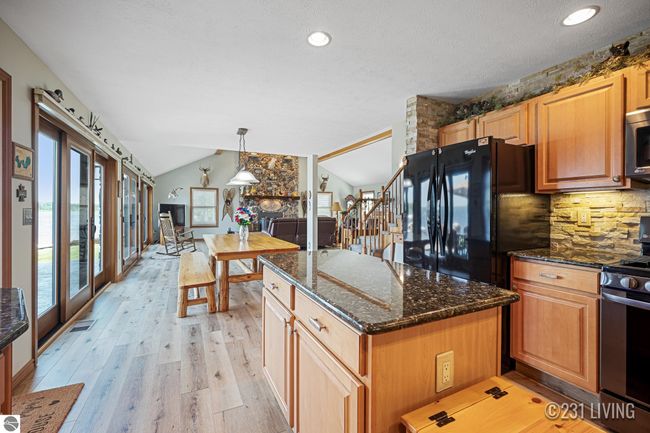 6890 Jessie Dr, House other with 4 bedrooms, 2 bathrooms and null parking in Saint Helen MI | Image 25