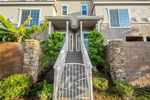 4617 Alekona Ct, Cypress, CA, 90630 | Card Image