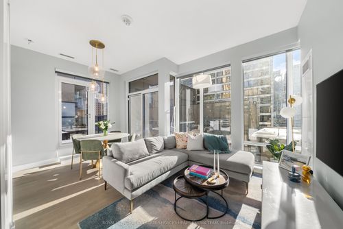 1108-88 Cumberland St, Toronto, ON, M5R0C8 | Card Image