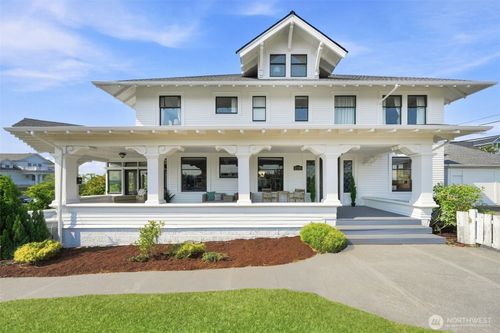 2329 Rucker Ave, Everett, WA, 98201-5713 | Card Image