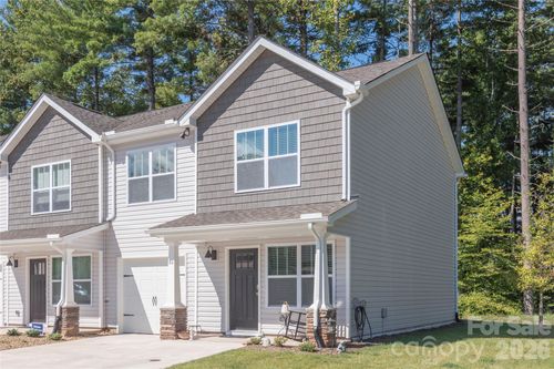 86 Malcolm Ct, Candler, NC, 28715-0899 | Card Image