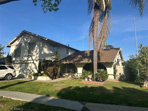 2525 N Pacific Ave, Santa Ana, CA, 92706-1438 | Card Image