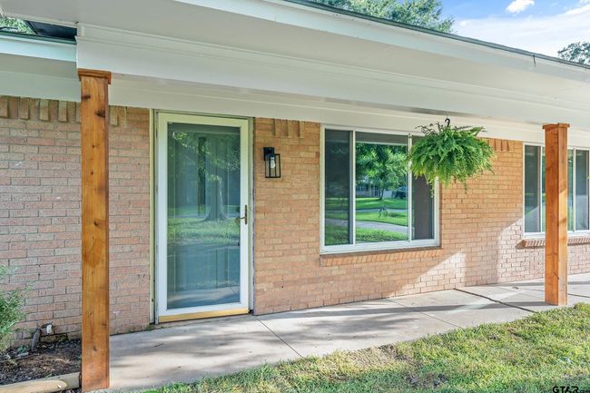 417 Polly St, House other with 3 bedrooms, 2 bathrooms and null parking in Bullard TX | Image 4