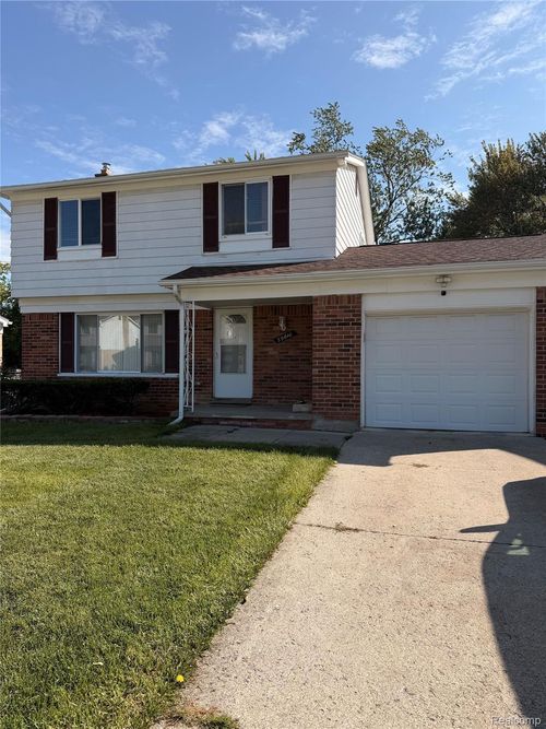 29640 Marshall St, Southfield, MI, 48076-5843 | Card Image