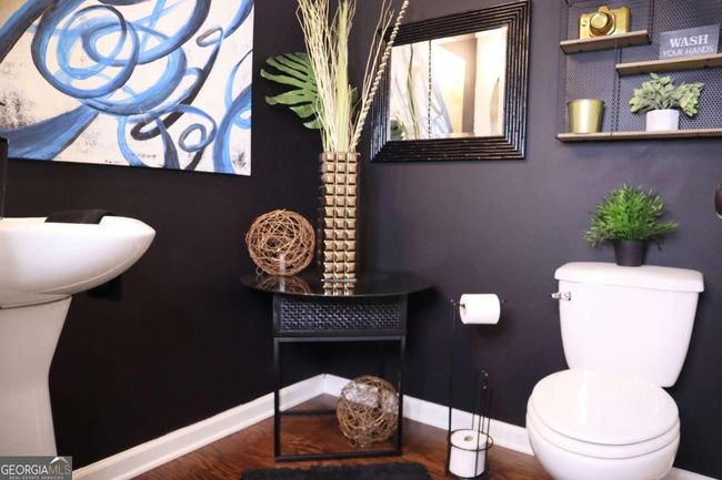 817 Ambient Way Sw, Townhouse with 3 bedrooms, 3 bathrooms and 2 parking in Atlanta GA | Image 8