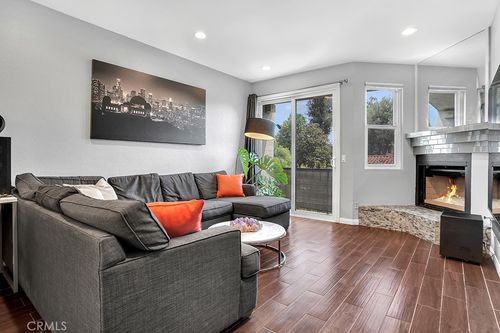 unit-39-6323 Reseda Blvd, Tarzana, CA, 91335-6957 | Card Image