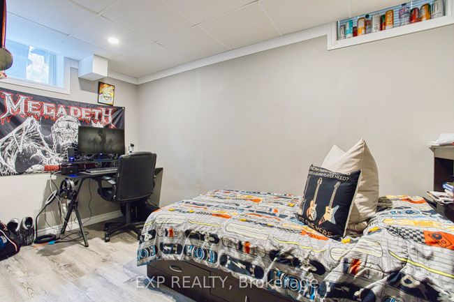 35 Stevenson St, House attached with 5 bedrooms, 3 bathrooms and 2 parking in Ancaster ON | Image 28