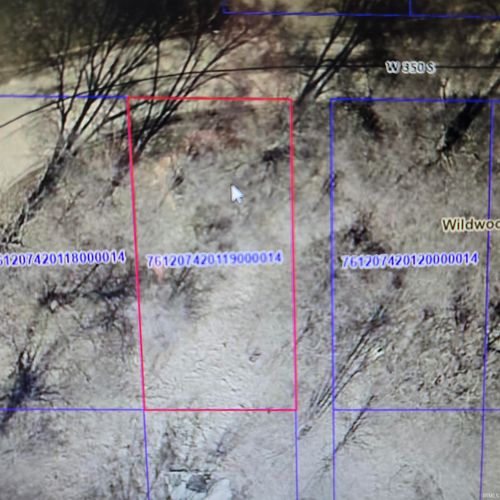 395 Park Drive Turkey Lk, Lagrange, IN, 46761-9212 | Card Image