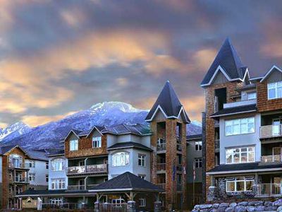 209211 - 160 Kananaskis Way, Condo with 2 bedrooms, 2 bathrooms and 1 parking in Canmore AB | Image 1