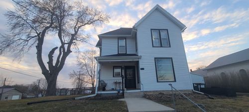 114 S Pine Street, West Union, IA, 52175 | Card Image
