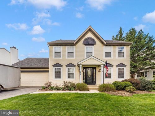 302 Troon Cir, Mount Airy, MD, 21771-5004 | Card Image
