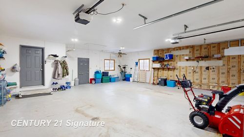 5297 S Pine St, Beaverton, MI, 48612-8580 | Card Image