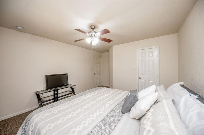 4609 Buescher Ct, House other with 4 bedrooms, 3 bathrooms and 2 parking in Pearland TX | Image 40