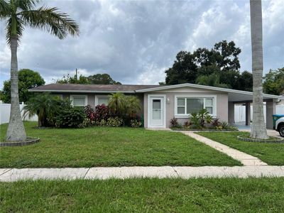 15536 Bristol Circle E, House other with 3 bedrooms, 2 bathrooms and null parking in CLEARWATER FL | Image 1