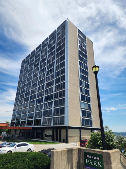 810 Matson Pl, Cincinnati, OH, 45204-1487 | Card Image
