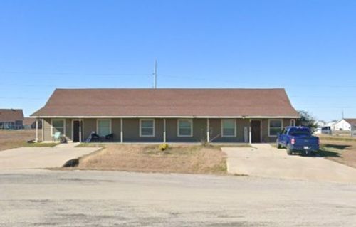 216 Blue Bell Ct, Weatherford, TX, 76088-3877 | Card Image