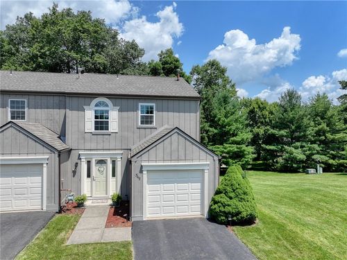 549 Brandywine Dr, Cranberry Twp, PA, 16066-5713 | Card Image