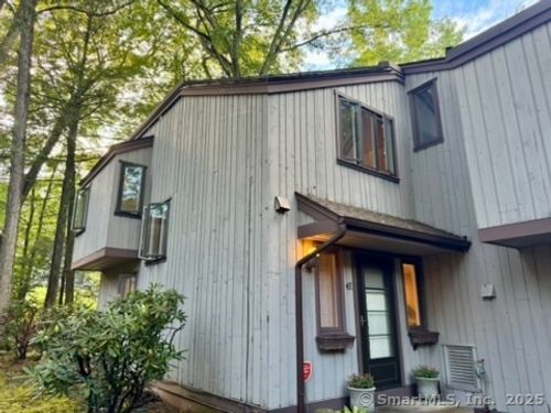 unit-e-4 Earls Ct, Farmington, CT, 06032-3534 | Card Image