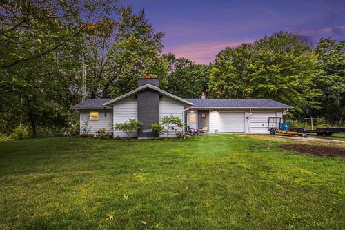 7749 S Evergreen Rd, Branch, MI, 49402-9334 | Card Image