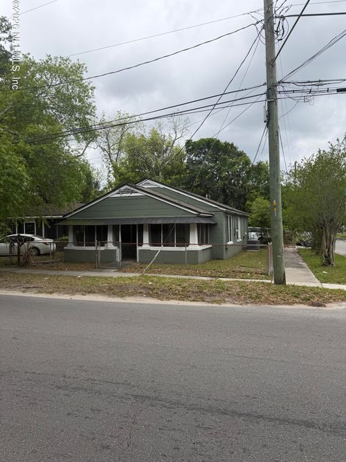 956 Baker Ave, JACKSONVILLE, FL, 32209-7051 | Card Image