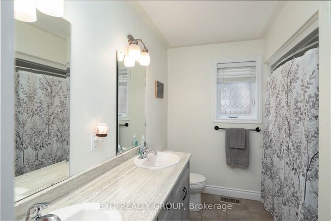 72 Aspen Dr, House other with 4 bedrooms, 2 bathrooms and 4 parking in Trenton ON | Image 14