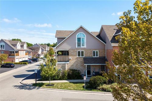 206-2055 Walkers Line, Burlington, ON, L7M4B5 | Card Image