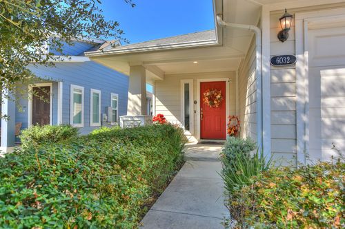 6032 Urbano Bnd, Round Rock, TX, 78665-2306 | Card Image