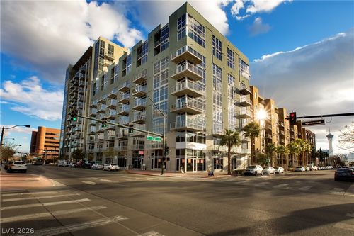 233-353 E Bonneville Ave, Las Vegas, NV, 89101-6622 | Card Image