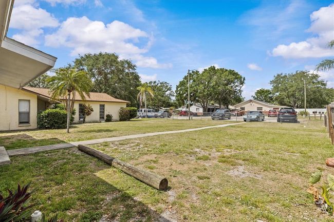 15629 Waverly St, Home with 4 bedrooms, 2 bathrooms and null parking in CLEARWATER FL | Image 6