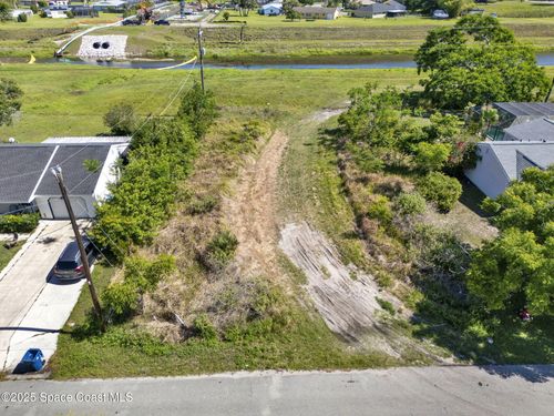 1563 Omega St Ne, PALM BAY, FL, 32907-2306 | Card Image