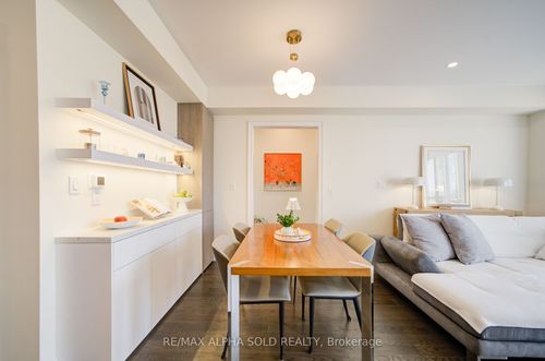 9 Av Mace, Richmond Hill, ON, L4E1K8 | Card Image