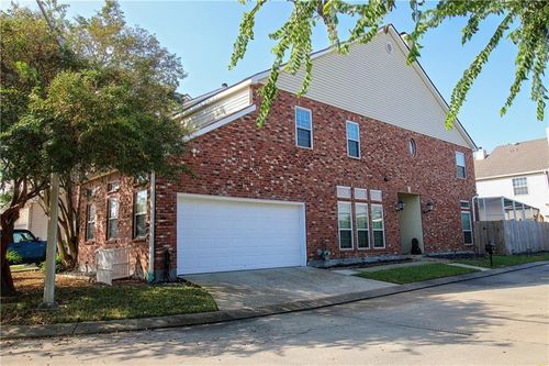 30 Nouveau Ln E, Metairie, LA, 70003-3283 | Card Image