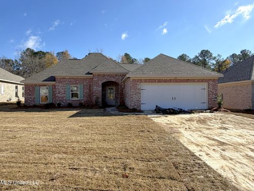 211 Anderson Oaks Dr, Pearl, MS, 39208-1105 | Card Image