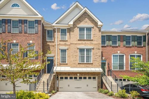 11204 Side Saddle Dr, UPPER MARLBORO, MD, 20772-8364 | Card Image