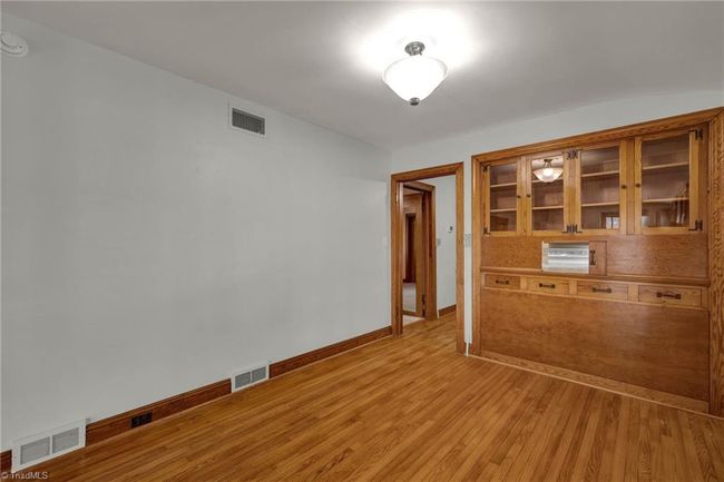 5305 Shattalon Dr, House other with 2 bedrooms, 2 bathrooms and null parking in Winston-Salem NC | Image 21