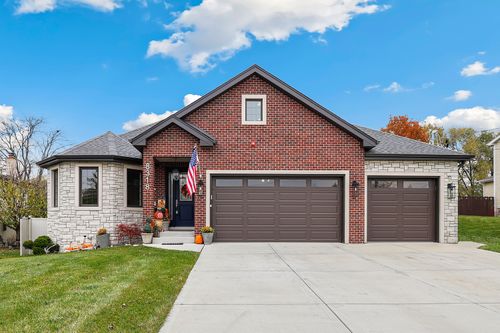 8318 91st St, Hickory Hills, IL, 60457-1430 | Card Image