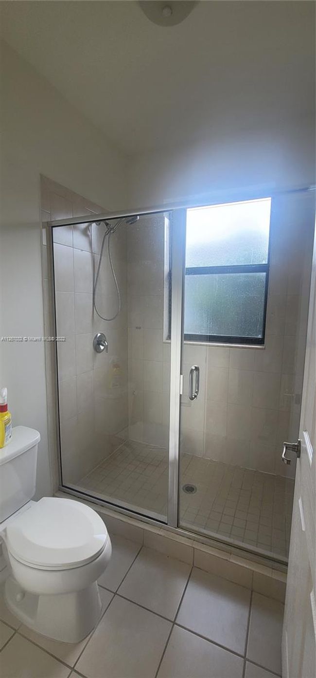9339 - 9339 W 34 Th Ct, Townhouse with 3 bedrooms, 3 bathrooms and null parking in Hialeah FL | Image 13