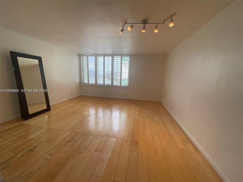 1122-1000 West Ave, Miami Beach, FL, 33139-4759 | Card Image