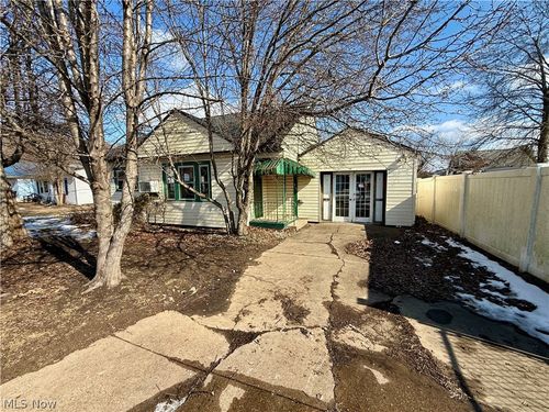 315 Franklin St, Parkersburg, WV, 26101-5939 | Card Image