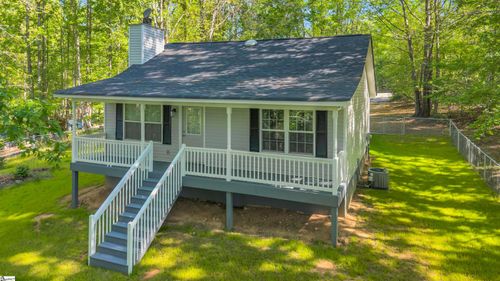 425 Cochise Dr, Waterloo, SC, 29384-3212 | Card Image