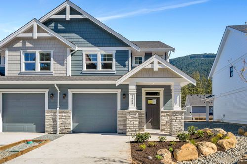 {{alt}} | Card Image