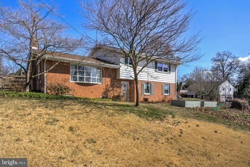 1146 Hermosa Ave, LANCASTER, PA, 17601-1526 | Card Image